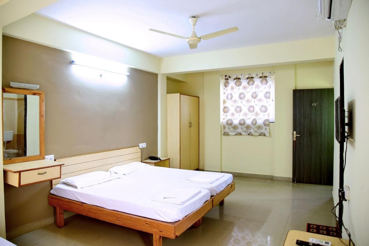 Hotel Rukmini Vāsco Da Gāma Zewnętrze zdjęcie